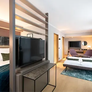 Otel Leonardo Royal