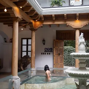 Indian Palace Boutique & Restaurante Antigua