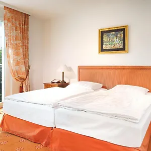 Victor's Residenz-hotel Mitte 4* ברלין
